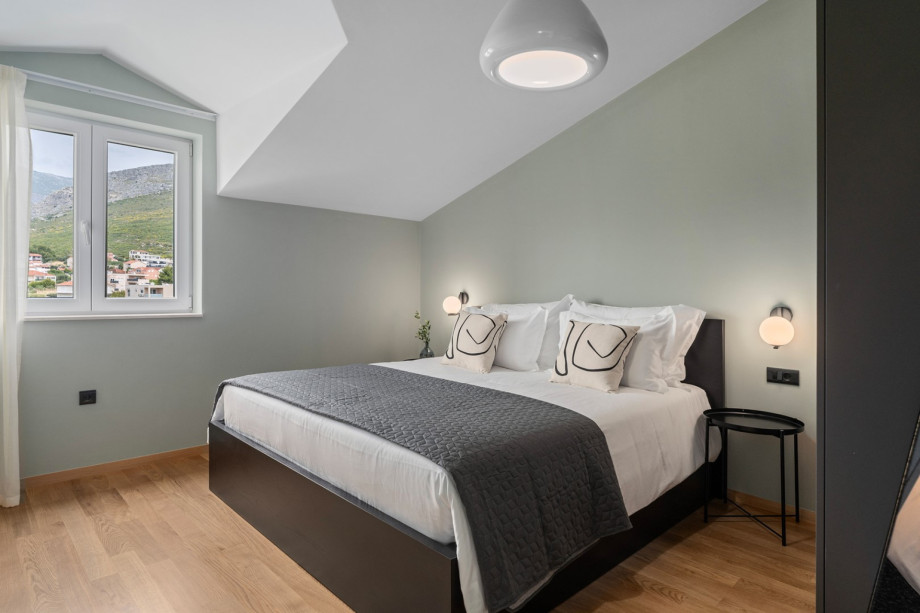 Second bedroom with a view at nature