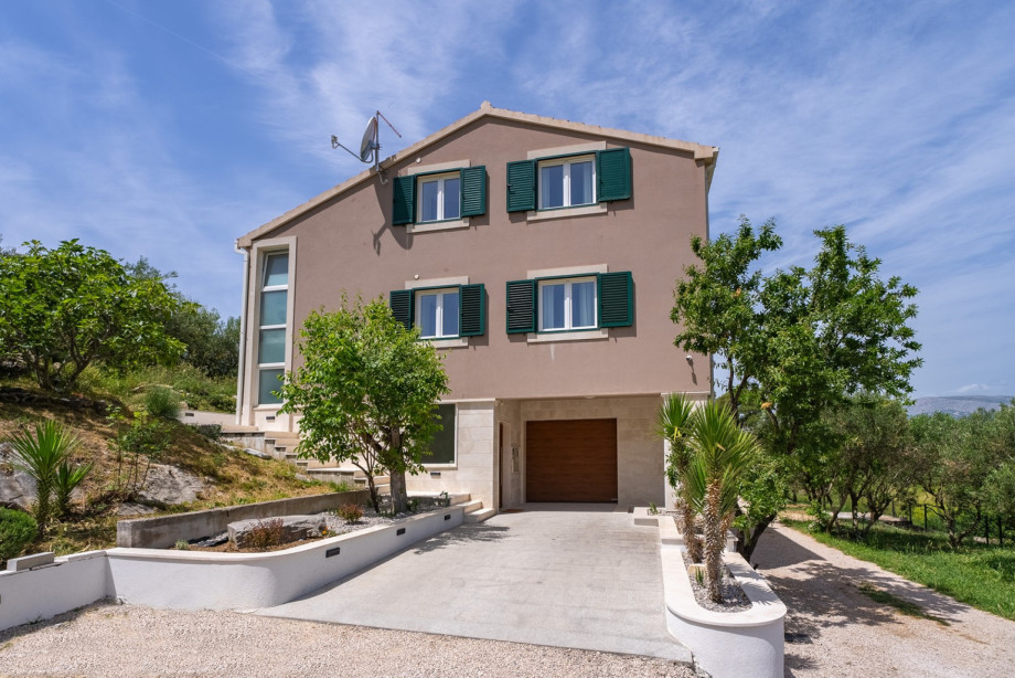 Villa Mamma Mia spread over 3 levels, and connected with an indoor staircase