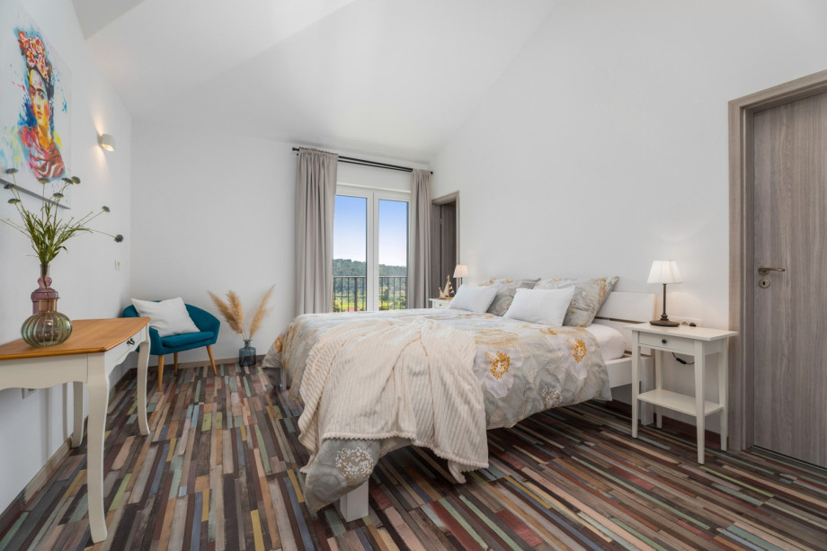 Bedroom No4 with king size bed, A/C, ensuite bathroom, balcony.