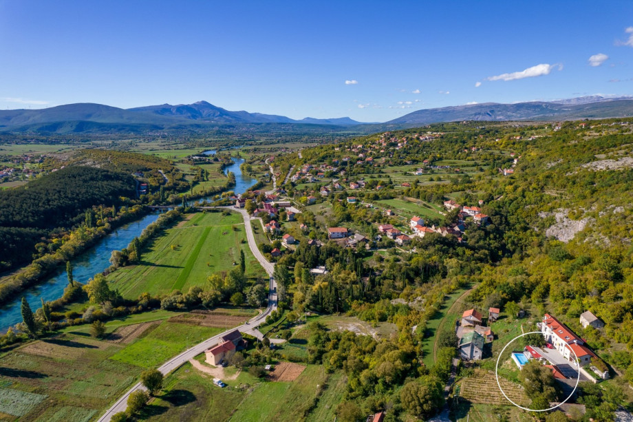 Marked position of the villa in unspoiled nature