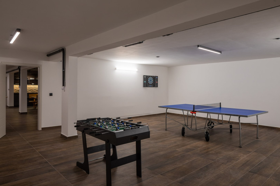 Table tennis, table Soccer and darts for more fun