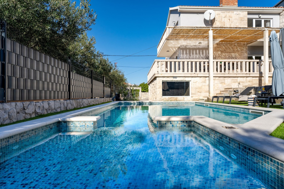 Villa Moreta offers a great and well-deserved vacation .