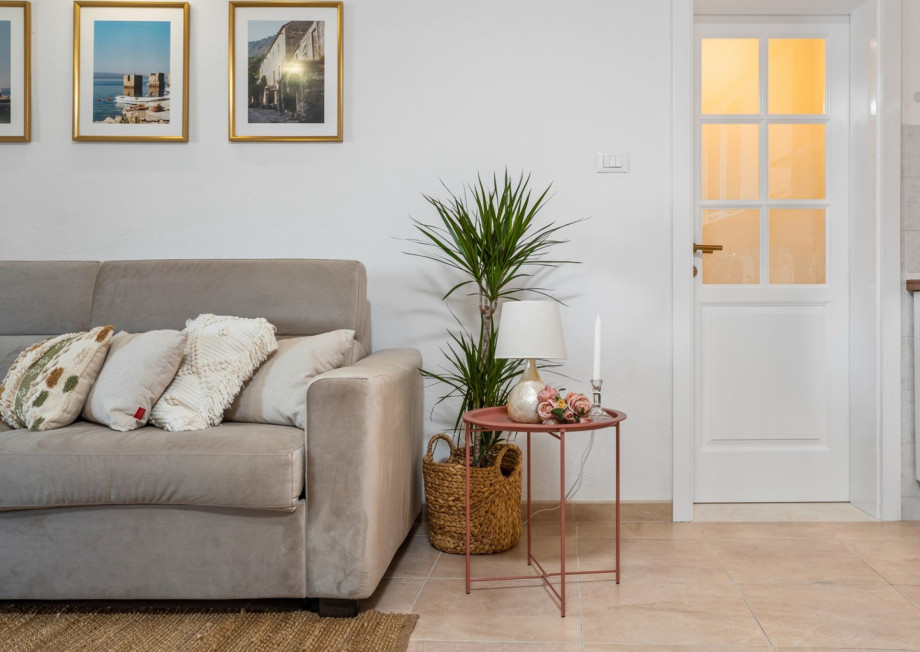 The indoor staircase takes you to the bedroom on the ground floor