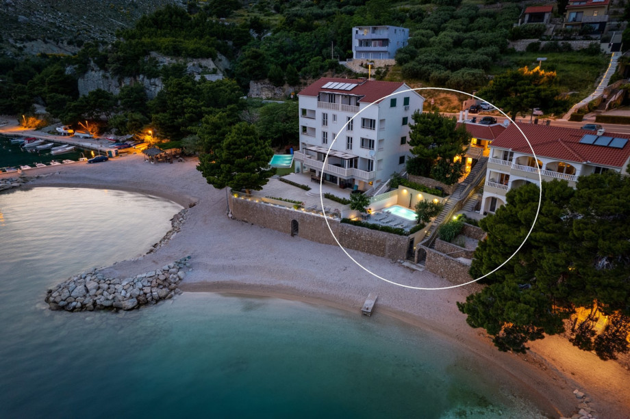 Villa del Mar located on the beach.