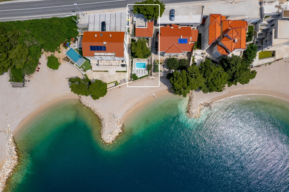 Beautiful pebble beaches in Medići in front of the property