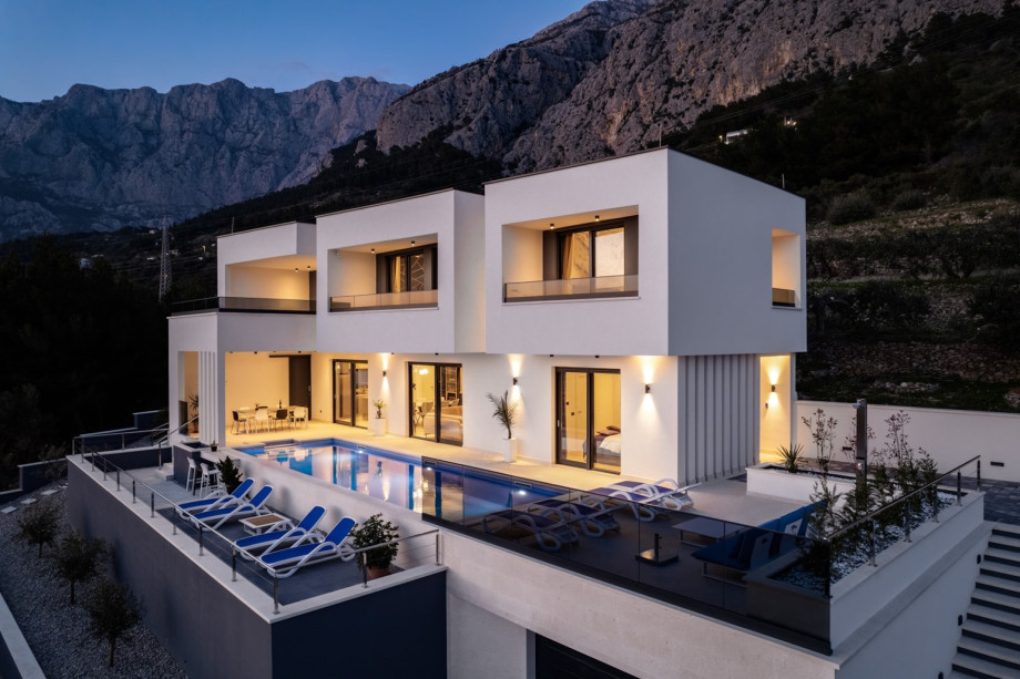 Come to villa Sagnia and spoil yourself during a well-deserved vacation at this amazing location