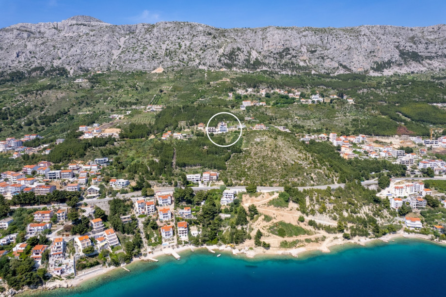 Marked position of the Villa Admira Maria in small place Stanići, next to town Omiš.