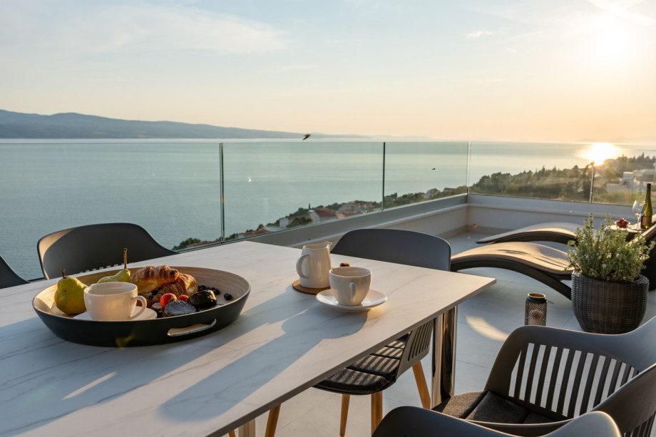 Luxury Villa Admira Maria, only 1,7 km from the beach Tice.