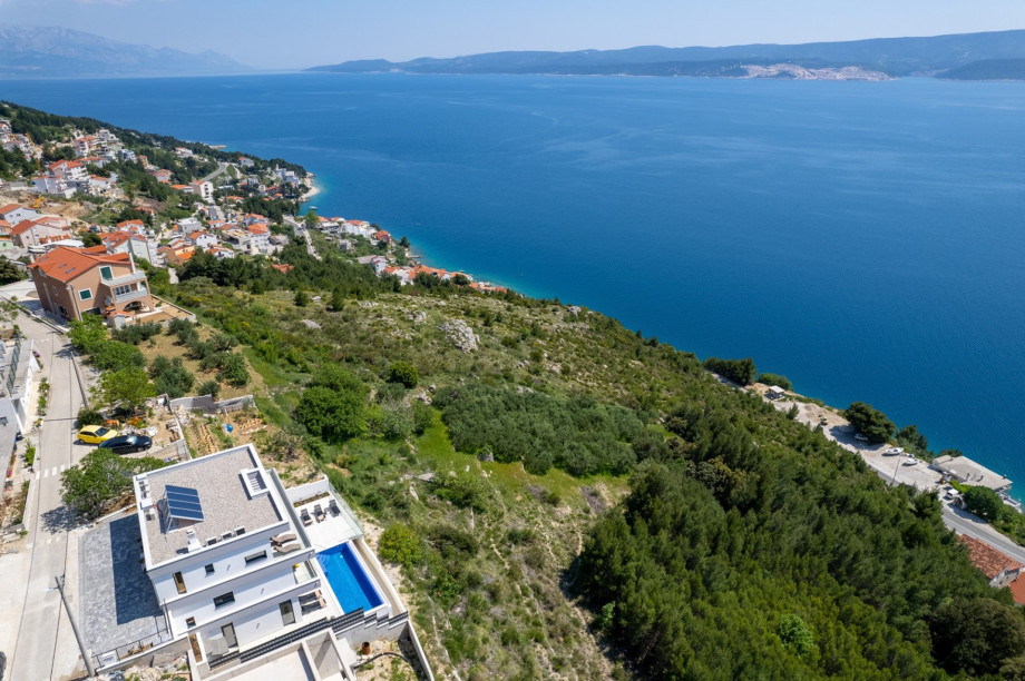 Located in a very quiet area of Stanići village above the coastal road, you are a short drive to get anywhere.