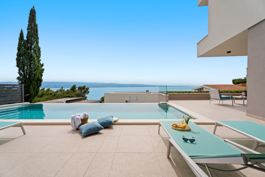 Newly built Villa Una is settled on a fully fenced 400sqm private plot