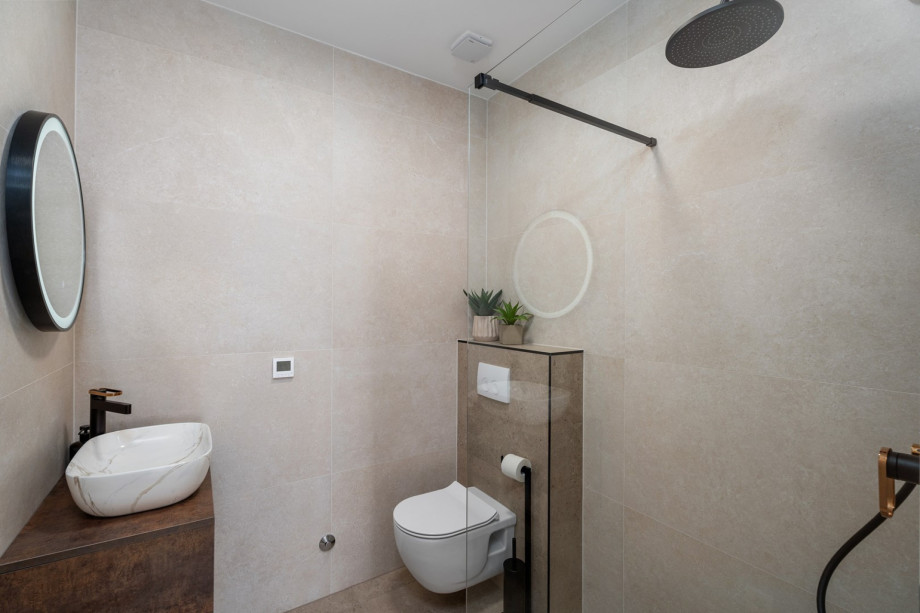A Family bathroom No. 1 with a shower