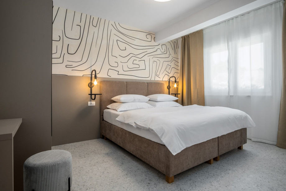 Bedroom NO3 (12,7sqm) with a king size bed 180cm x 200cm