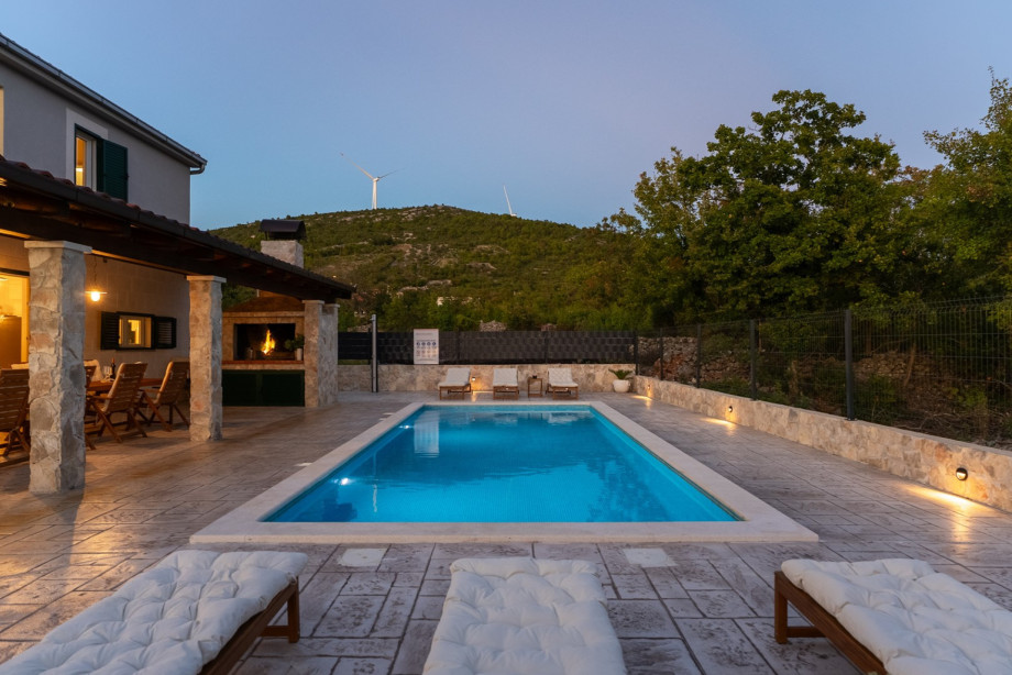 Step outside to discover the spacious sun deck area