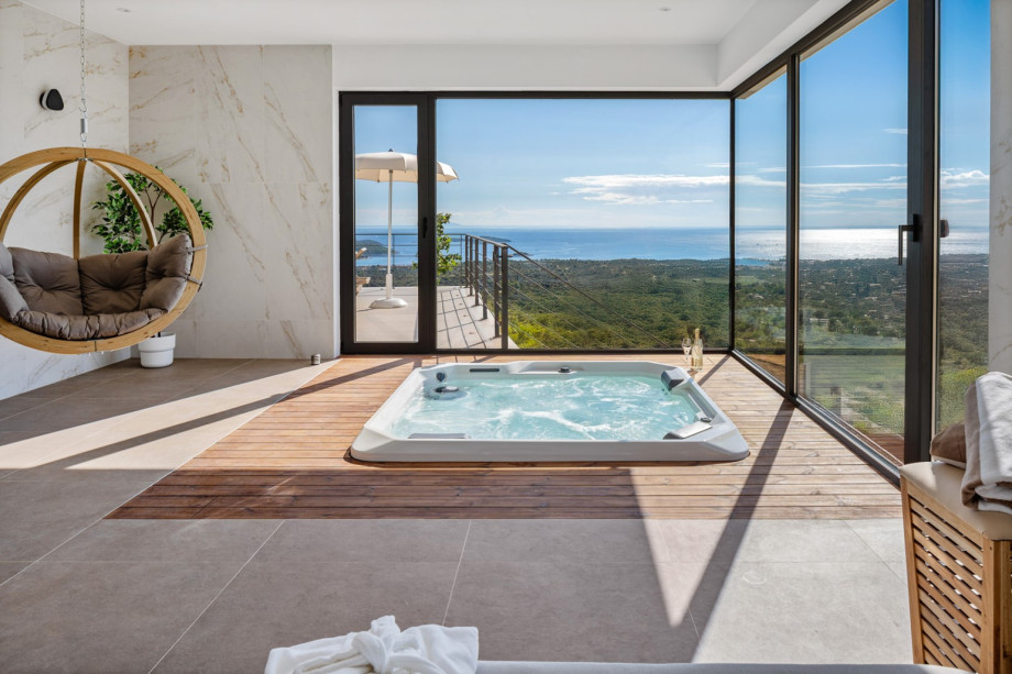 Villa Grandeca is an ideal choice for a family gathering or a romantic getaway