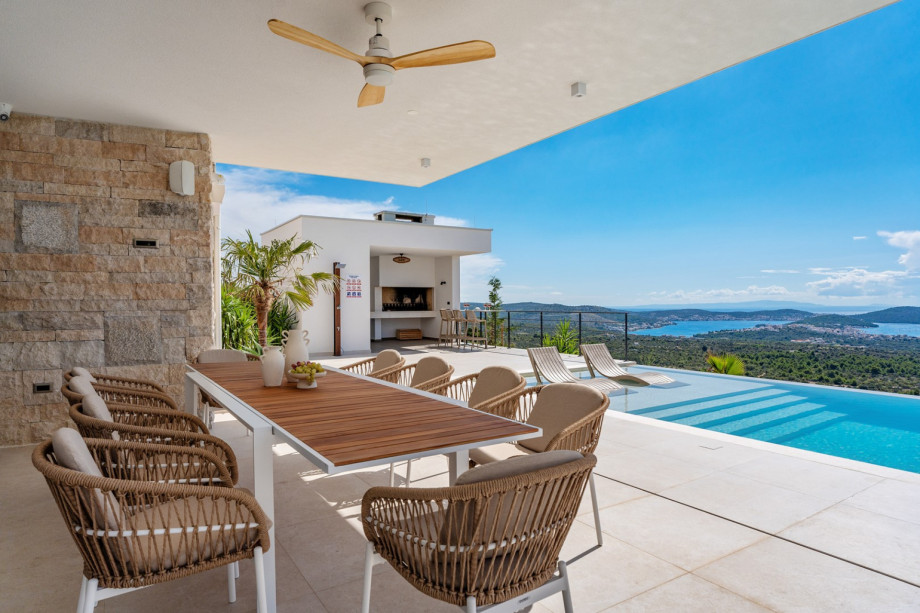 Come and taste the unspoiled and easy way of living in Dalmatia