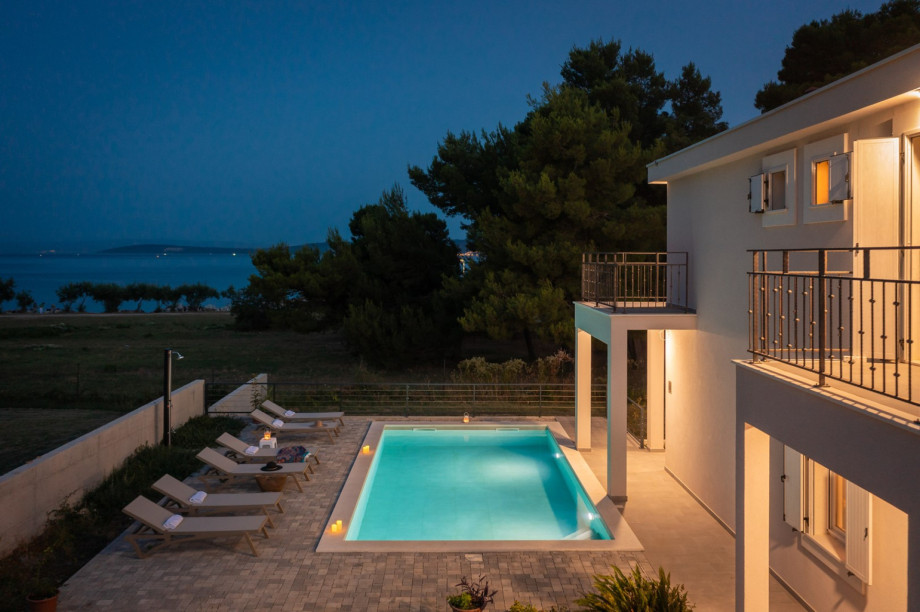 Villa Pensa offers an unforgettable experience, making it a perfect choice for family vacations or a relaxing retreat