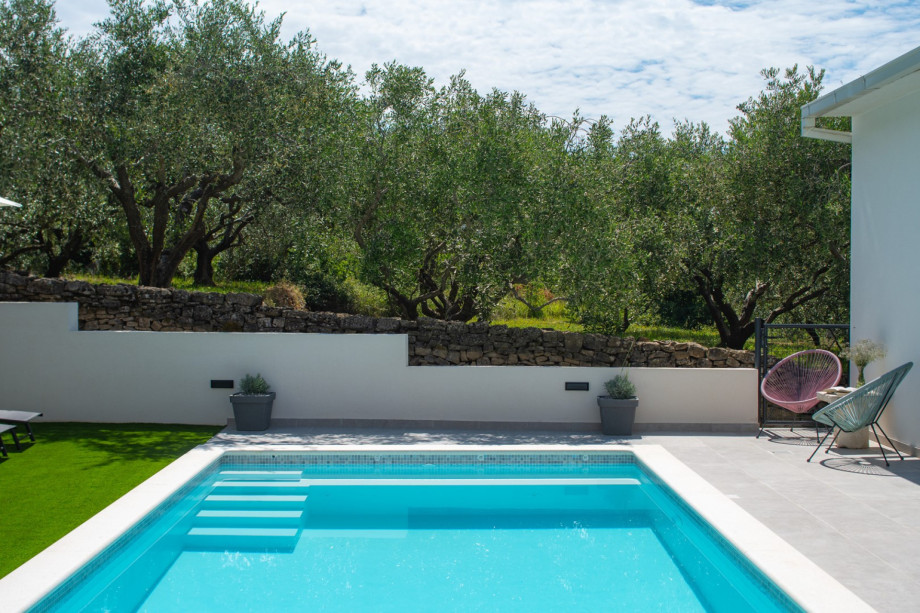 Outddor offering the ultimate in relaxation and rejuvenation