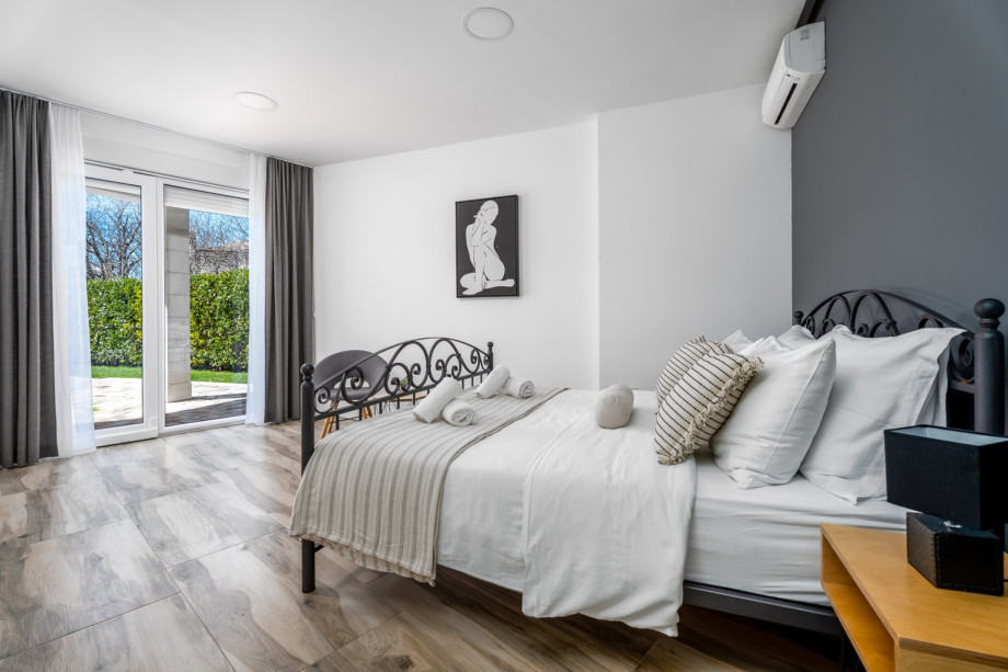 Bedroom No1 with double bed and ensuite bathroom