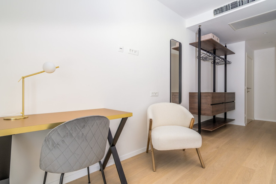 Bedroom No1 offers a terrace with views on the pool and Adriatic coast (terrace shared with Bedroom No2)