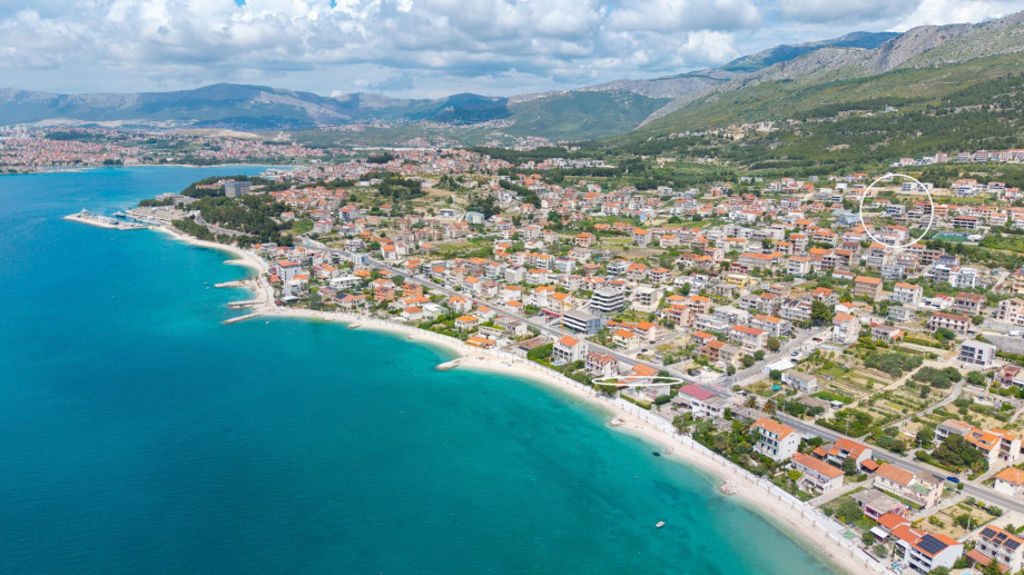 Whether you're seeking a peaceful escape with stunning views, Villa Pavuža offers it all in style and privacy.