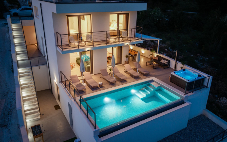 The accommodation is fully air-conditioned, extremely comfortable, and truly luxurious