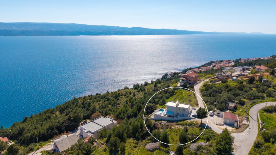 Marked position of the villa Aria