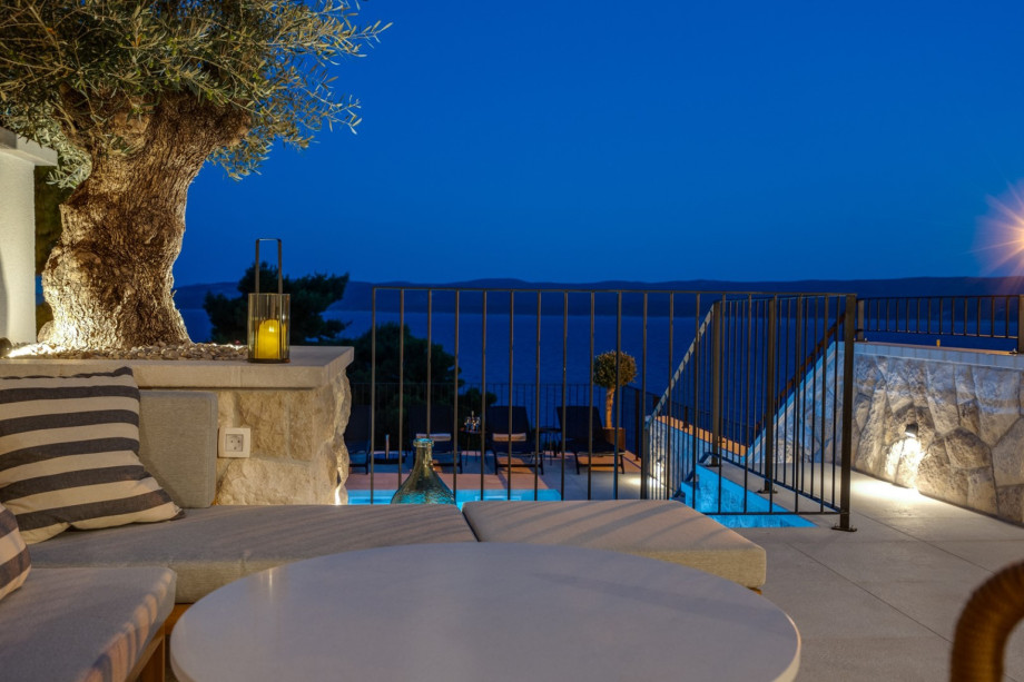 Surrounded with olive trees, perfect for the relaxing nights