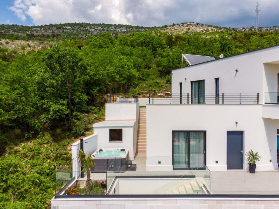 Newly built villa Top Hill consists of two floors of a total 235 sqm useful surface