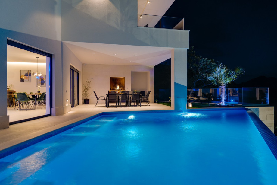 Carefully placed lighting completes the perfect experience of Dalmatian summer evenings