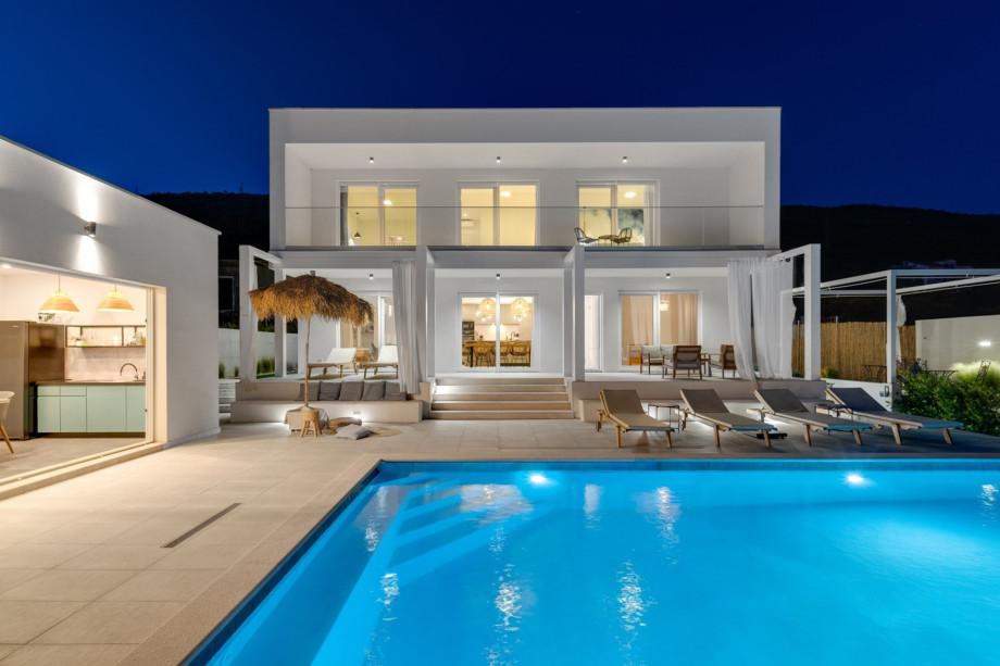 Peaceful and relaxing environment that you will enjoy and will give you the perfect excuse to relax