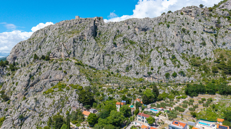 Villa offers great views on the city,  sea, the islands, and  Fortica fortress