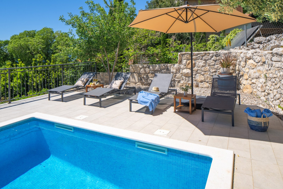 Amazing panoramic sea views from whole property that will take your breath away