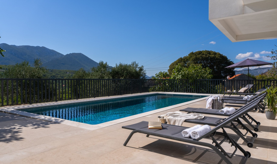 Slime offers the ultimate peaceful retreat, allowing you to reconnect with nature while being close to popular tourist attractions