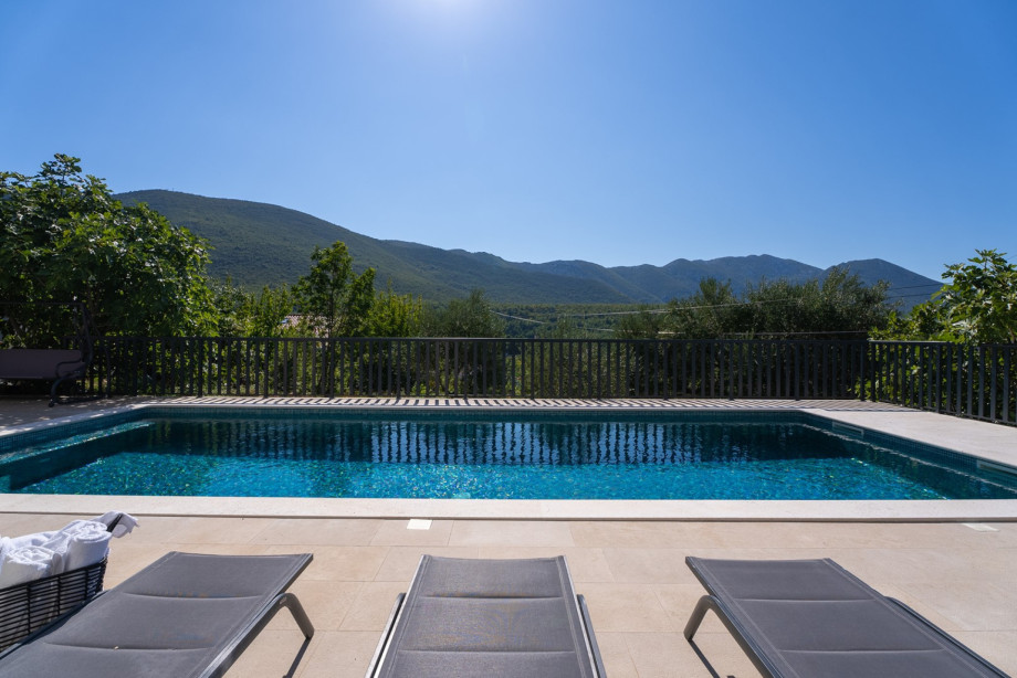 Relax in comfort and luxury, surrounded by nature