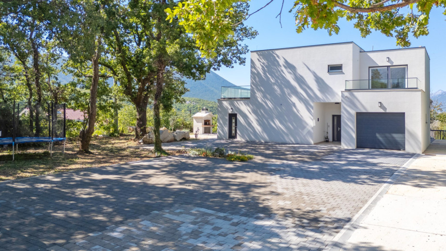 Five cars can be safely parked on a private plot , and having a car is advised. At the entrance is a video surveillance system