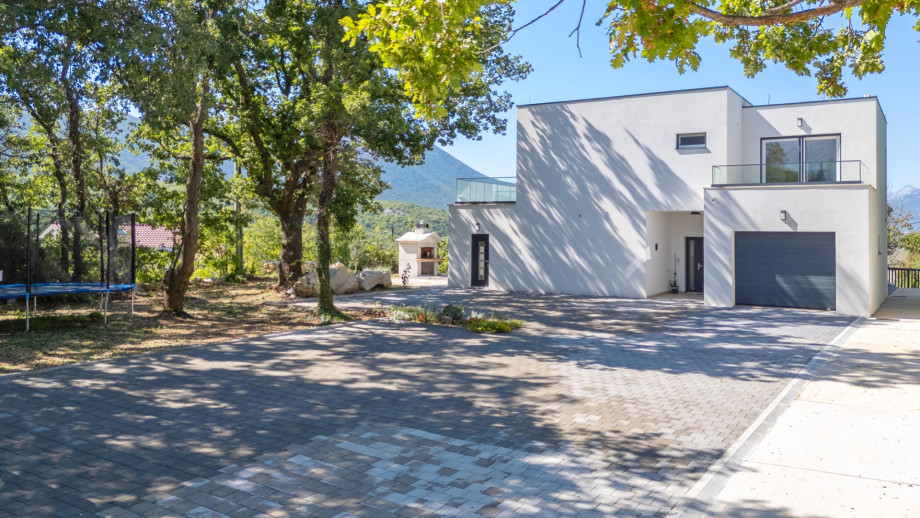 Five cars can be safely parked on a private plot , and having a car is advised. At the entrance is a video surveillance system