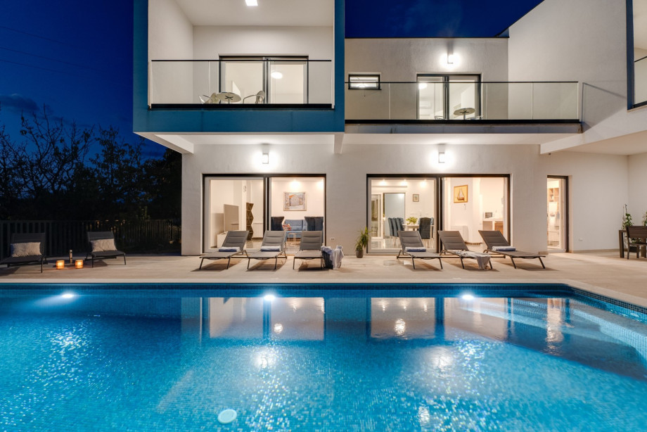 Escape to tranquility with this stunning vacation home in the picturesque village of Slime