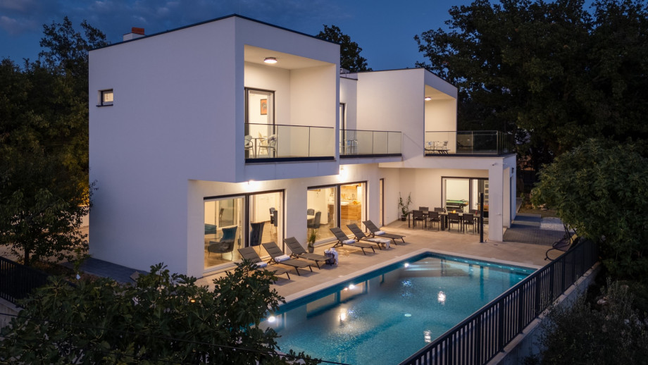 Spacious sun deck area, and a private pool, all providing plenty of space for families or groups of friends.