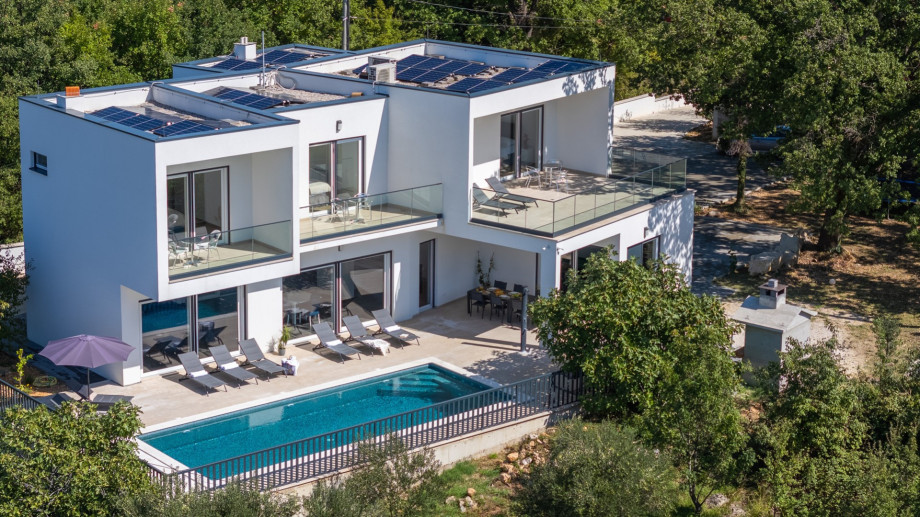 Enjoy your well deserved vacation in this amazing place