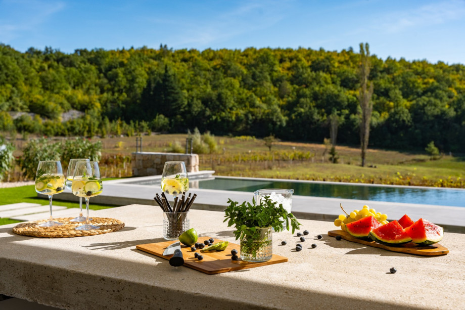 Villa is luxuriously furnished, fully airconditioned, with free WiFi