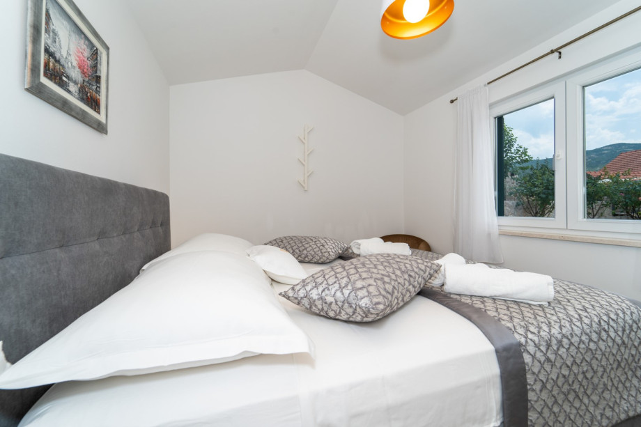 Bedroom No.4 with double bed