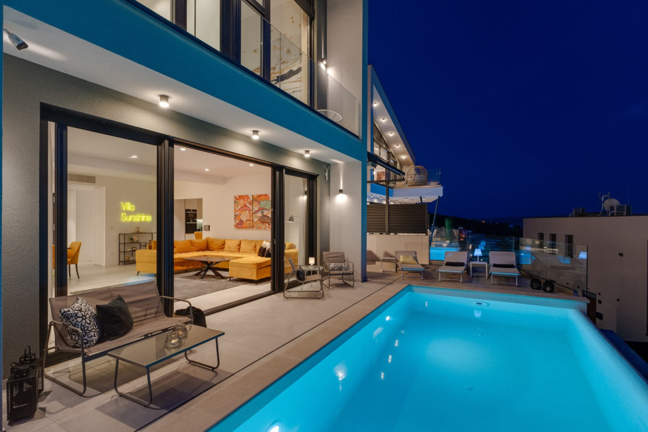 Come to villa Sunshine and spoil yourself during a well-deserved vacation at this amazing location