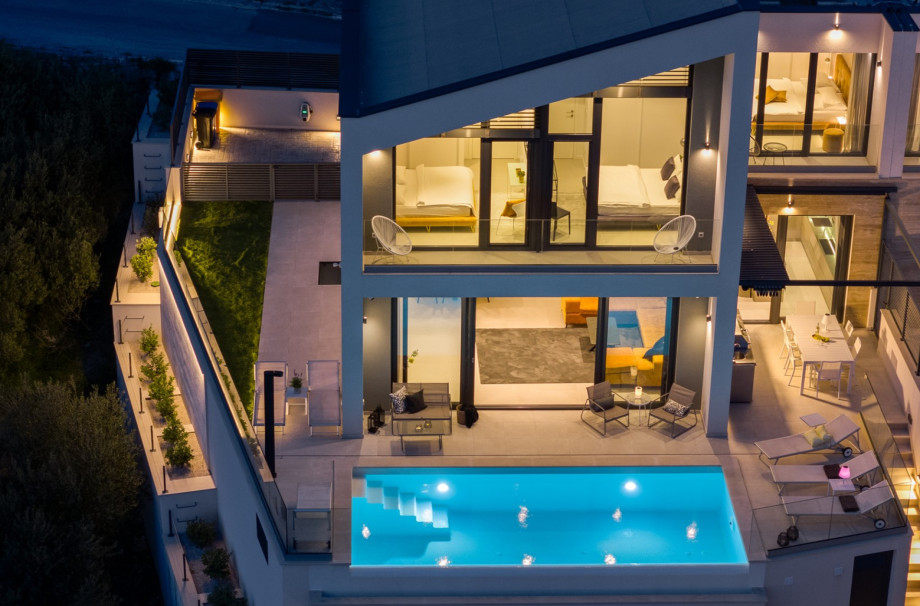 Carefully placed lighting completes the perfect experience of Dalmatian summer evenings