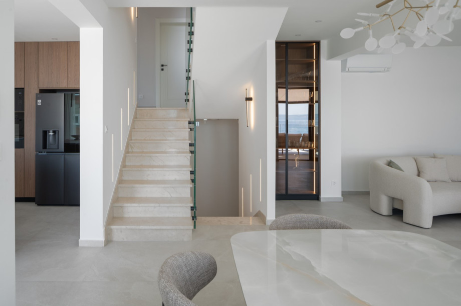 Please note that this villa is not suitable for youth groups, as it is located in a quiet residential area, ensuring a peaceful environment for all guests