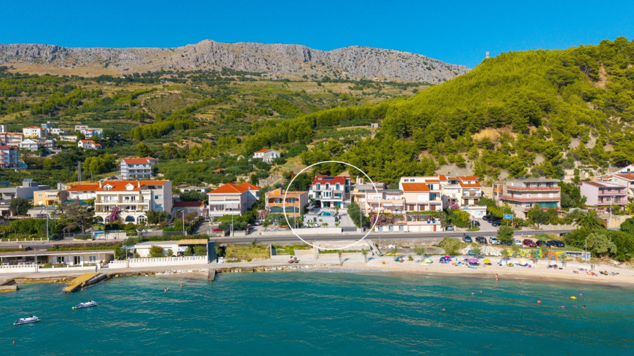 Podstrana offers a delightful mix of natural beauty and recreational activities