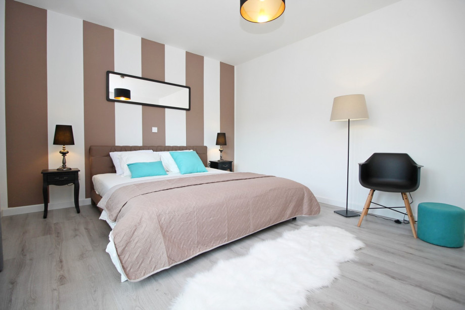 Schlafzimmer Nr. 1 mit 180x200cm Doppelbett mit privatem Badezimmer mit Dusche