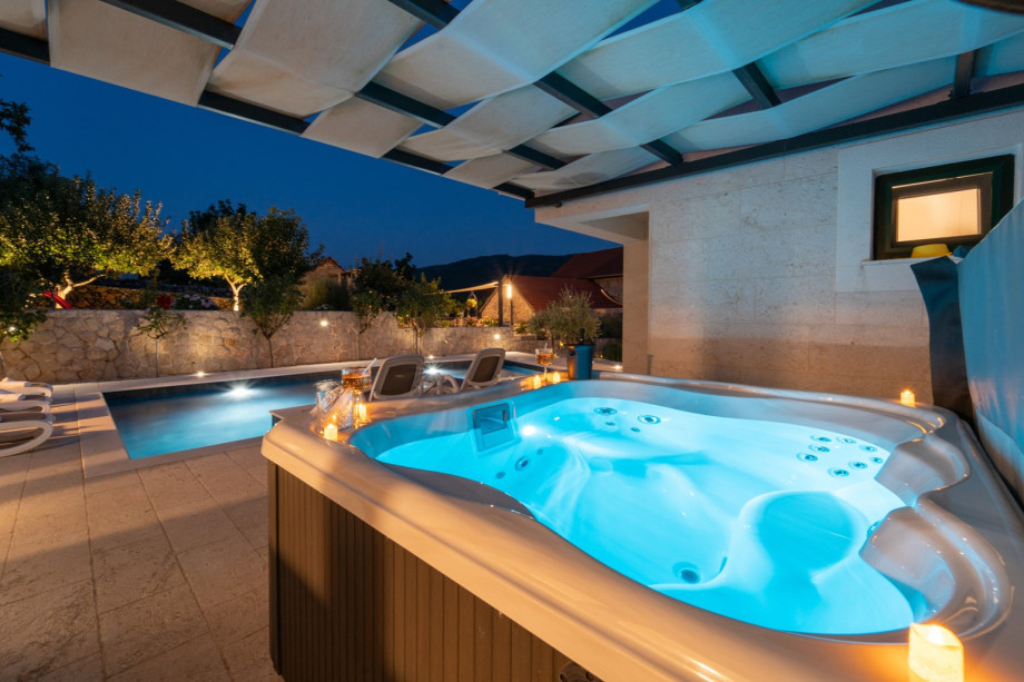 Hot tub for ultimate relaxation in Villa Aurora