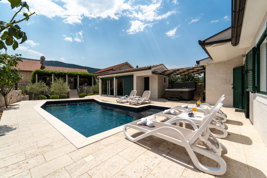 Villa Aurora is a perfect place for a relaxing vacation