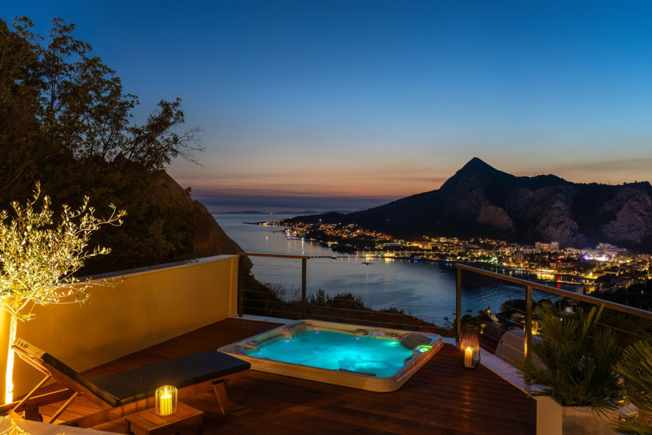 The perfect home away from home for family gatherings or a group of friends