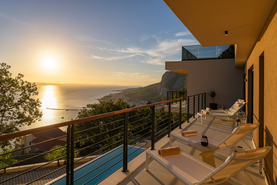 Enjoy in open sea view from every corner of the Villa.